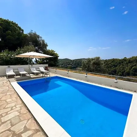 Kosmos * Skiathos Town