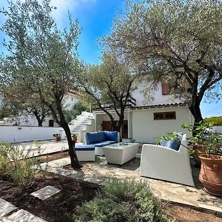 Kosmos Villa *